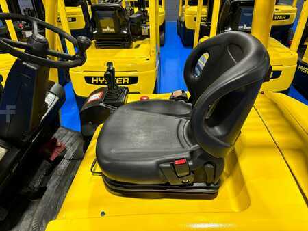 Hyster J2.50XM