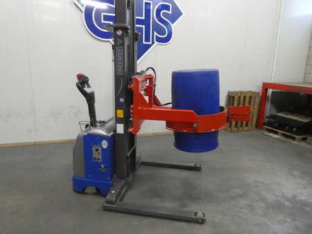 Ruční vysokozdvižný vozík 2017 Armanni Delta AC-evo speciale 125 (1)