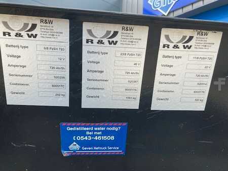 Boční vysokozdvižný vozík 2003  B-P Battioni e Pagani HT 3 EL (11)