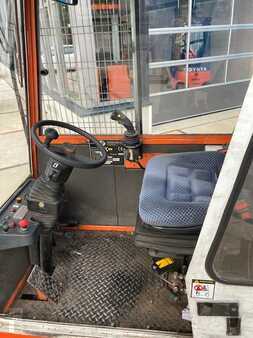 Boční vysokozdvižný vozík 2003 B-P Battioni e Pagani HT 3 EL (4)