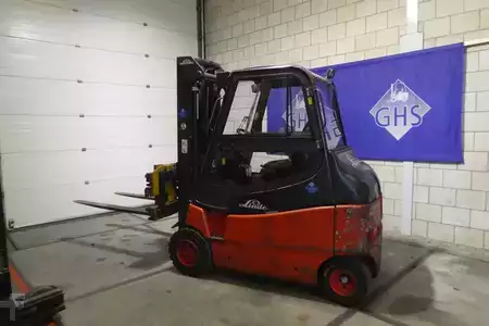 Electric - 4 wheels 2003  Linde E30L600-03 (1)