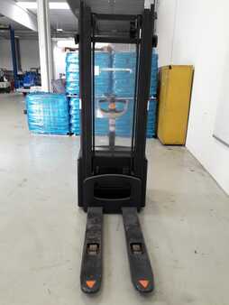 Pallet Stackers 2013  Crown WF 3000-1.0 TL - NEW BATTERY (7) 