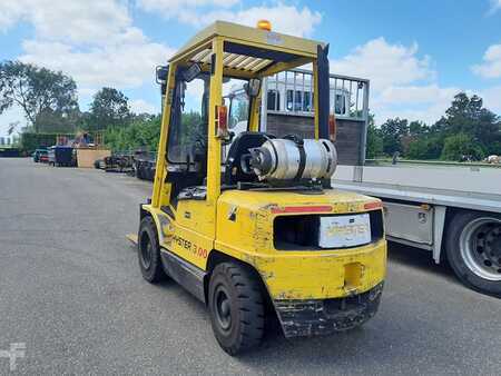 Propane Forklifts 2002  Hyster H3.00XM (3)