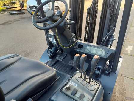 Gas gaffeltruck 2011  Doosan G25P-5 (7)