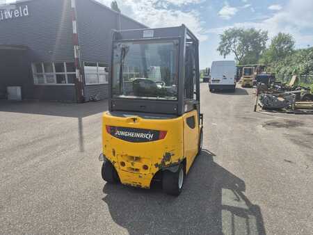 Elektryczne 4-kołowe 2013  Jungheinrich EFG 430K (7)
