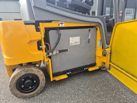 Elektro čtyřkolový VZV 2016  Jungheinrich EFG320 (8)