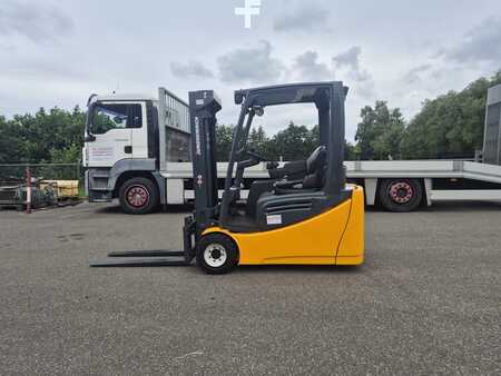 Elektryczne 3-kołowe 2013 Jungheinrich EFG220 (2)