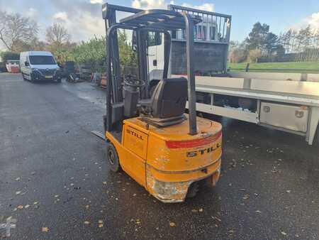 3-wiel elektrische heftrucks 2002  Still R50-12 (5)