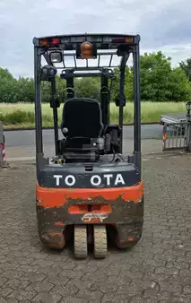 El Truck - 3-hjul 2014  Toyota 8FBET16 (11)