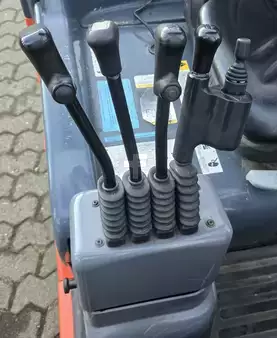 Eléctrica de 3 ruedas 2014  Toyota 7FBEST10 (8)