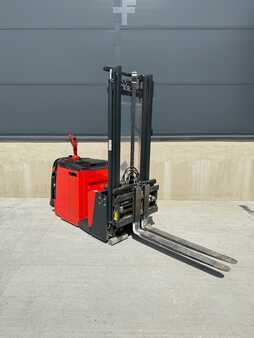 Pallet Stackers 2022  Linde L10 AC AP (5)