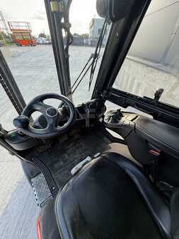 LPG heftrucks 2016  Linde H14T (6)