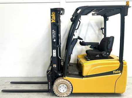 Electric - 3 wheels 2010  Yale ERP16VT (LWB) (2)