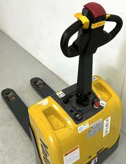 Electric Pallet Trucks 2015  Yale MPC14 - 550 (4)