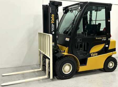 Carrelli elevatori diesel 2021  Yale GDP20VX (1)