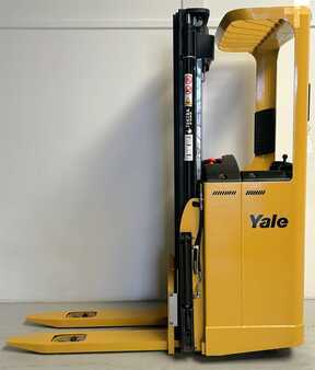 Pallestabler 2007  Yale SMS12S (2)