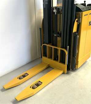 Stacker pedestre 2007  Yale SMS12S (5)