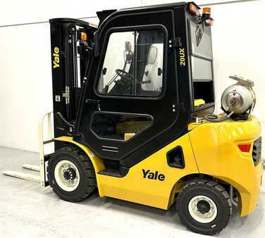 LPG Forklifts 2021  Yale GLP20UX (3)
