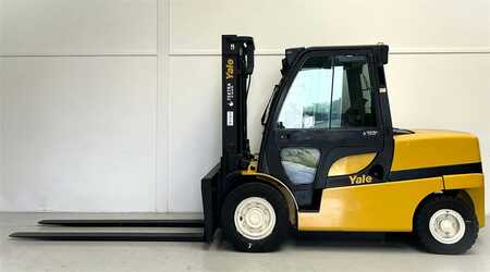 Wózki widłowe diesel 2013  Yale GDP55VX (2)