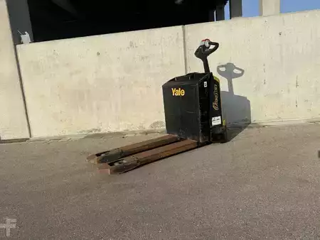 Transpaleta eléctrica 2018  Yale MP20AC (1)