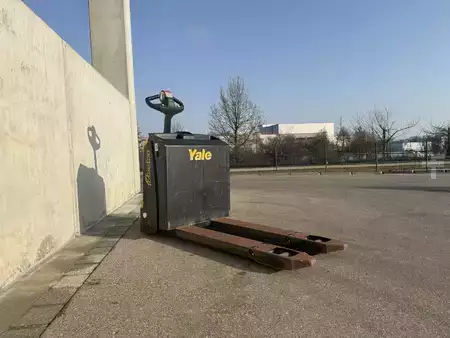 Transpaleta eléctrica 2018  Yale MP20AC (2)