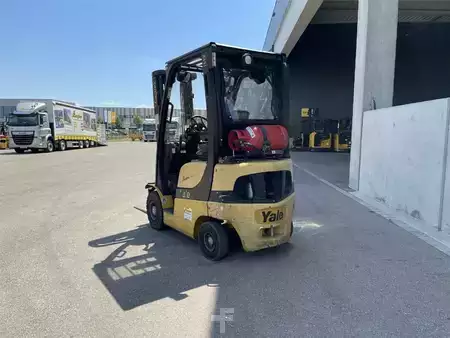 Carrelli elevatori GPL 2015  Yale GLP16VX (3)