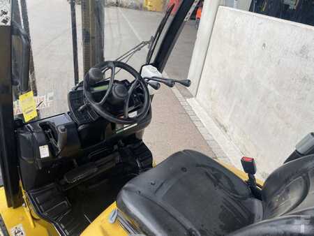 LPG Forklifts 2014  Yale GLP25LX (5)