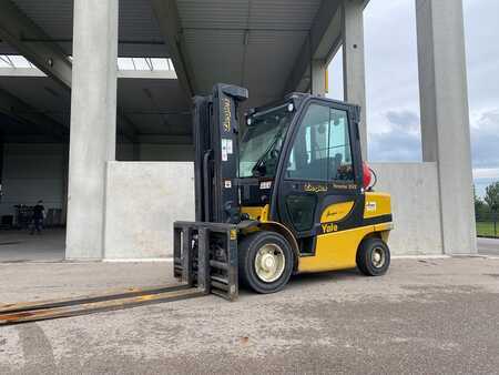 Carretilla elevadora GLP 2018 Yale GLP35VX (1)