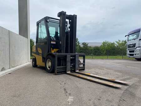 Carretilla elevadora GLP 2018 Yale GLP35VX (2)