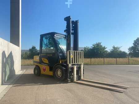 Carretilla elevadora GLP 2017 Yale GLP35VX (2)