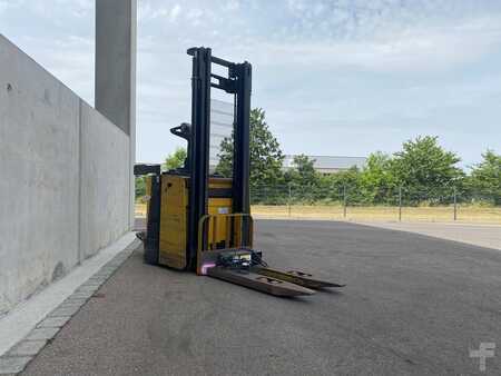 Apilador eléctrico 2017 Yale MS15X (2)