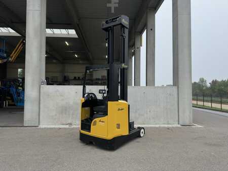 Chariots à mât rétractable 2019  Yale MR14 (1)