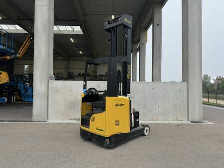 Chariots à mât rétractable 2019  Yale MR14 (1)