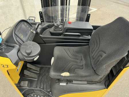 Chariots à mât rétractable 2019  Yale MR14 (4)