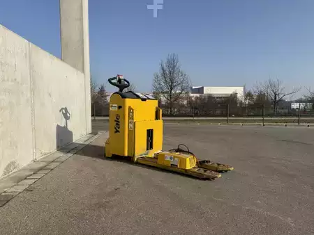 Elektromos emelőkocsik 2017  Yale MP30HD (2)