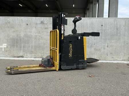 Stacker pedestre 2017  Yale MP20XD (1)