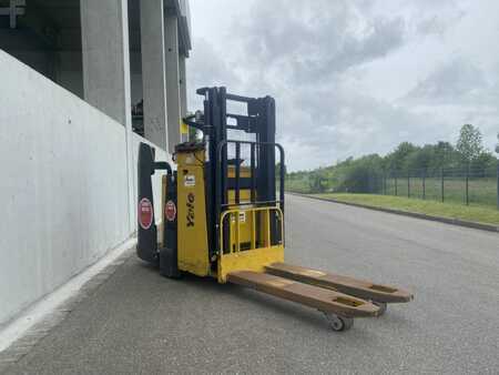 Elektrische palletwagens 2015  Yale MP20XD (2)