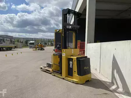Vertical order pickers 2019  Yale MO10E (3)