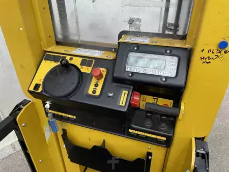 Vertical order pickers 2019  Yale MO10E (4)