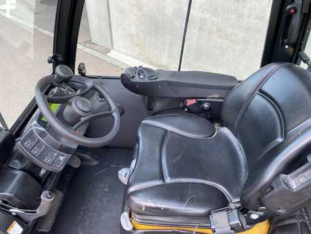 Carretilla elevadora diésel 2018 Yale GDP25VX (4)