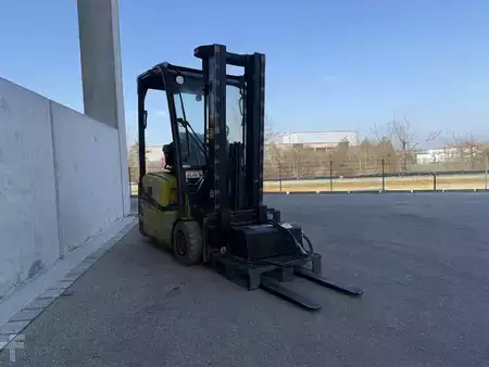 Elektrisk- 3 hjul 2019  Yale ERP15VTSWB (2)