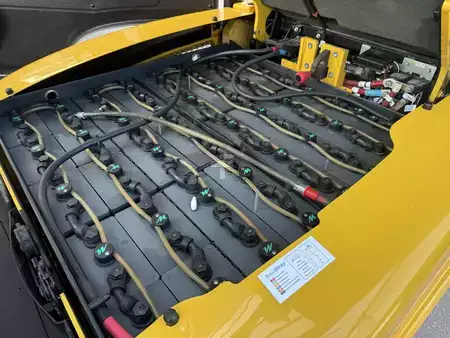 Electric - 4 wheels 2020  Yale ERP45VM (6)