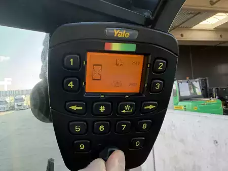 Electric - 4 wheels 2020  Yale ERP45VM (7)