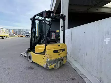 Elektrisk- 3 hjul 2020  Yale ERP16VTSWB (3)