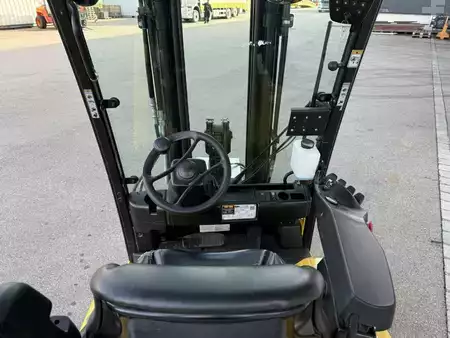 Elektrisk- 3 hjul 2020  Yale ERP16VTSWB (4)