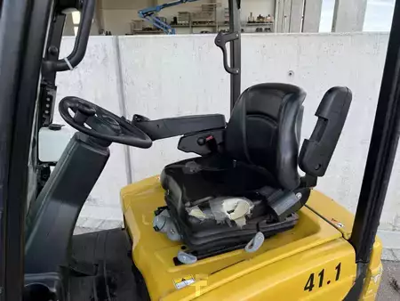 Elektrisk- 3 hjul 2020  Yale ERP16VTSWB (5)