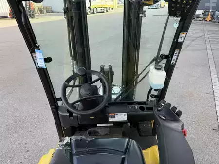 Elektro tříkolové VZV 2020  Yale ERP16VTSWB (4)