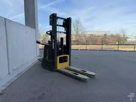 Ruční vysokozdvižný vozík 2020  Yale MS12XIL (2)