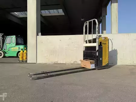 Lavtløftende truck 2020  Yale MP20T (1)