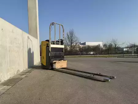 Lavtløftende truck 2020  Yale MP20T (2)